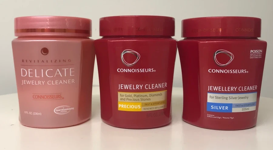 Connoisseurs Revitalizing Jewelry Cleaner for Silver