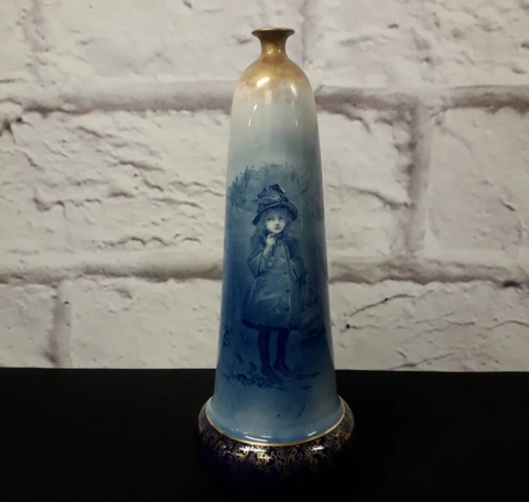 Royal Doulton 'Blue and White Children's Ware series bottle or lamp base