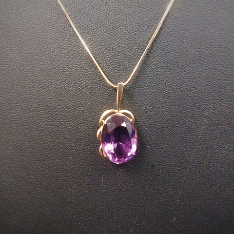 9ct Gold & Amethyst Pendant + 9ct Italian Fine Chain - Stamped 375