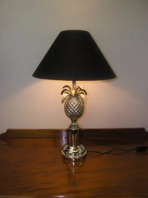 Silver-plated pineapple table lamp