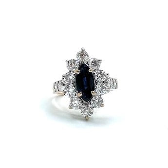 18ct Sapphire Ring + 10 Diamonds